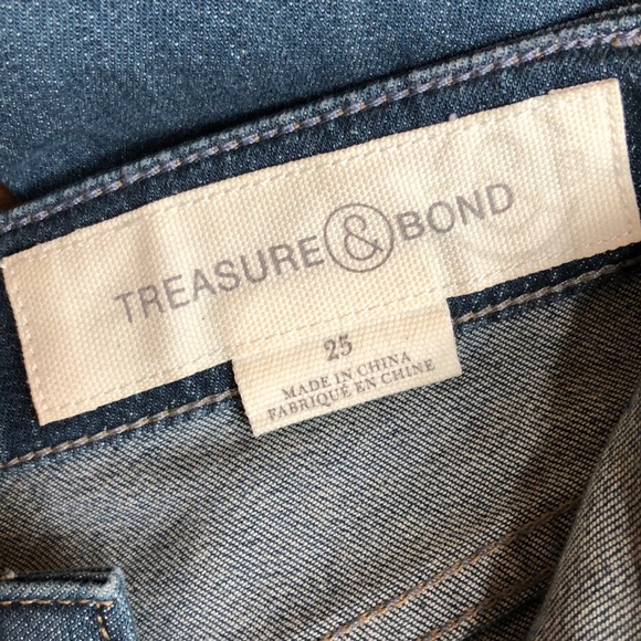 🌸 High waisted flare jeans 🌸 - Picture 7 of 8